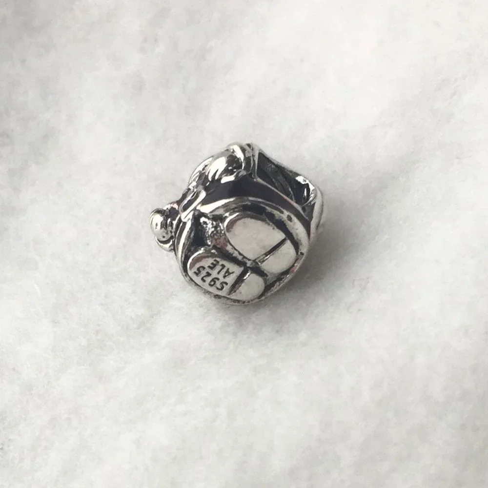 Pandora Santa Claus Charm - Picture 2 of 3